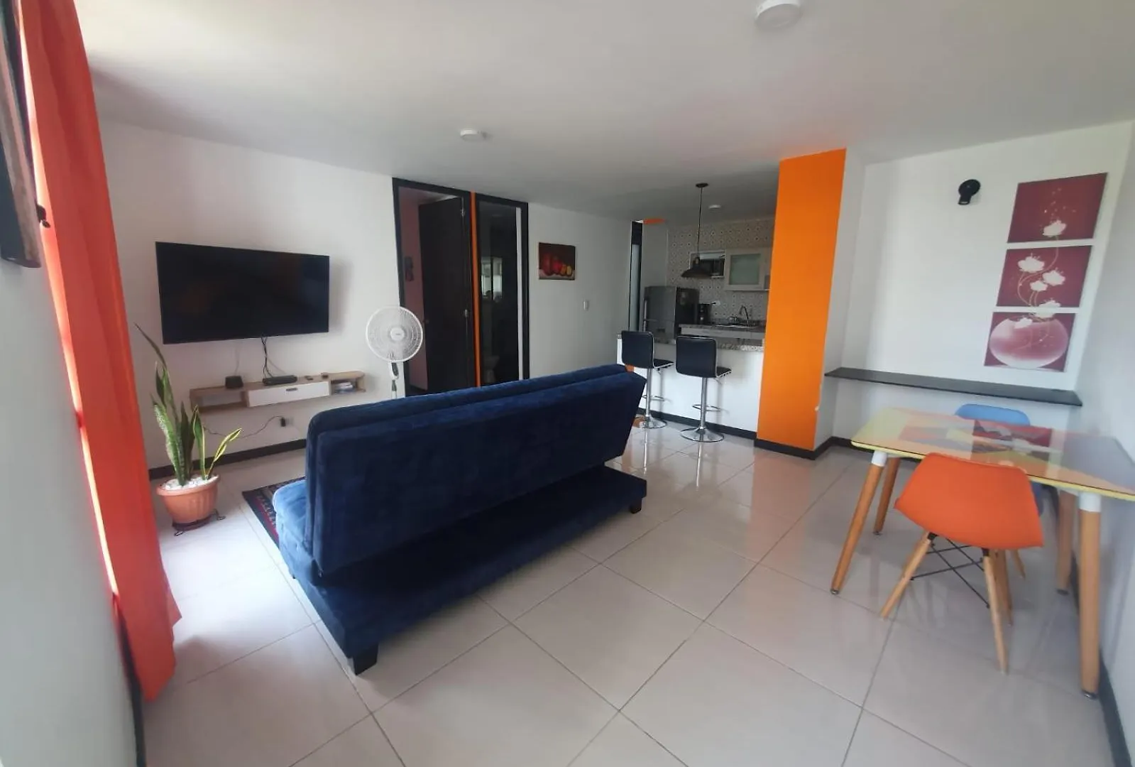 Cali Granada Comodo Y Central Apartamento Con Parqueo Colombia