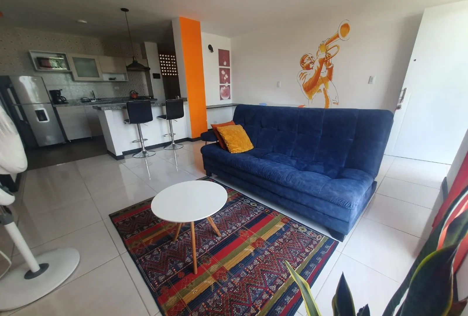 Cali Granada Comodo Y Central Apartamento Con Parqueo 0*,  Colombia